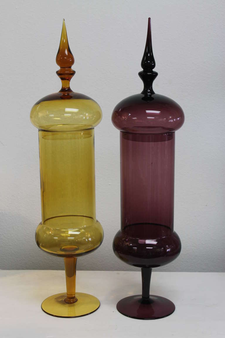 Incredible pair of apothecary jars by Gio Ponti for Venini. Label exists stating 'Venini Murano Venezia, made in Italy' with stock number which looks like 4738. Total height is 24.5