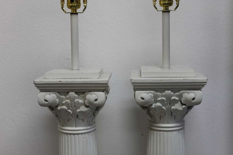 American Classical Pair of Wood Column Lamps For Sale