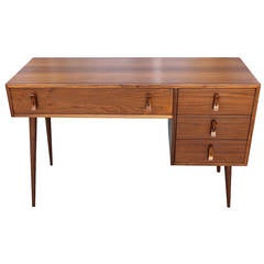 Vintage Stanley Young Desk / Chair for Glenn of California