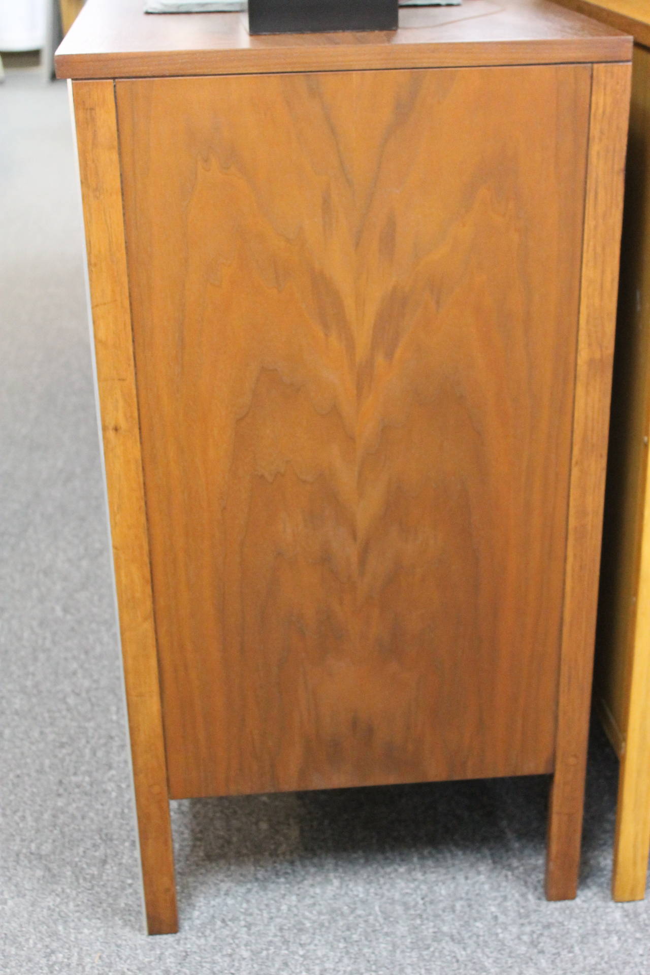 Mid-20th Century Paul McCobb Chest of Drawers from the Calvin Line