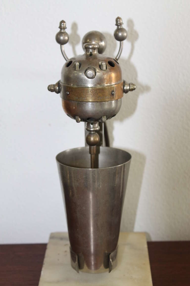 Vintage Drink Mixer Machine, Milk Shake Maker, Large Industrial Machine,  Hamilton Beach, Made in USA, 60s 70s Silver Brown, Barware 