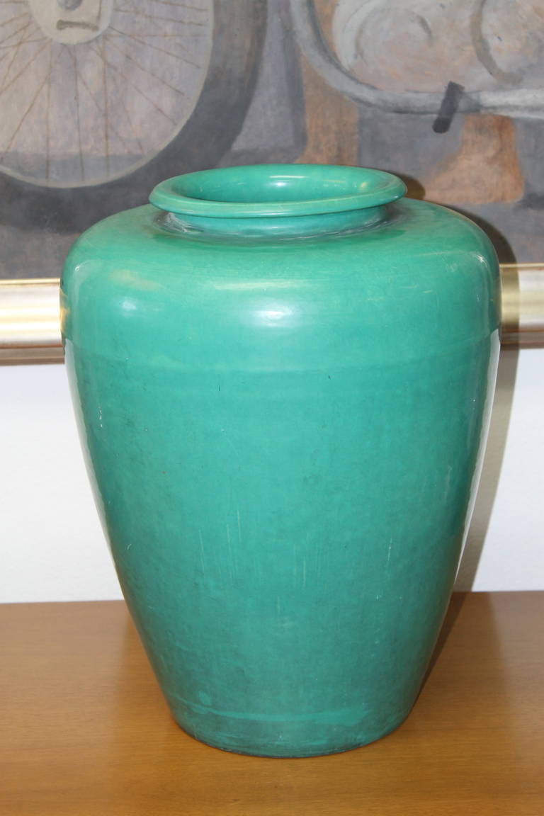 Vintage Garden City pottery oil jar. Circa 1930’s or 1940’s oil jar by Garden City Pottery of San Jose, California. Rich jade green glossy glaze. No chips, cracks or repairs to this piece.