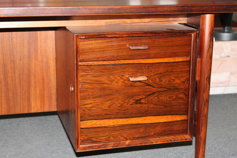 Rosewood Desk by Arne Vodder 1