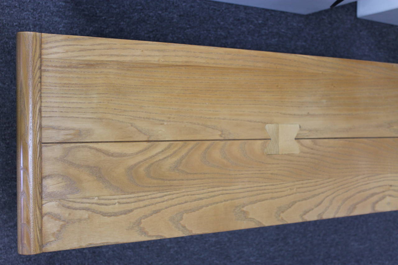 Mid-20th Century Wood Bench, in the style of Paul Frankl