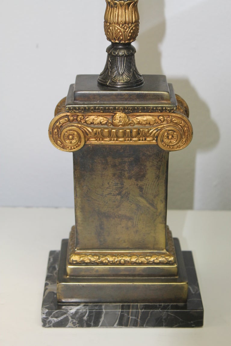 Pareja de lámparas patinadas de Frederick Cooper en Bueno estado para la venta en Palm Springs, CA