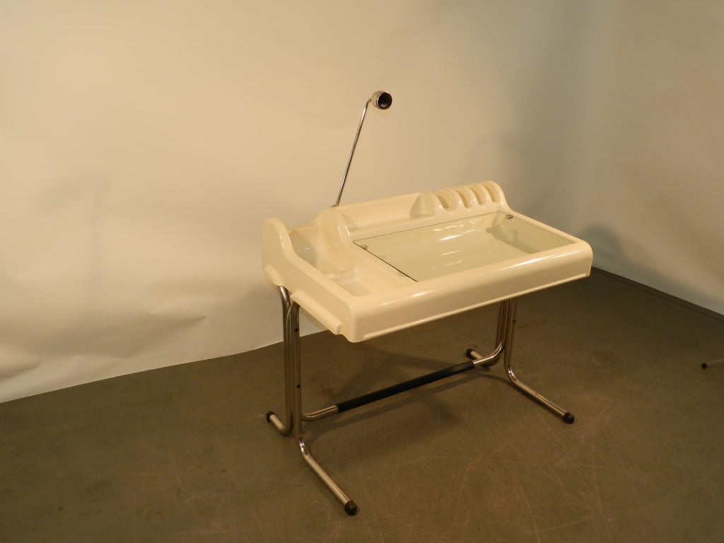 N.parigi & N. Prima Bureau Oryx,