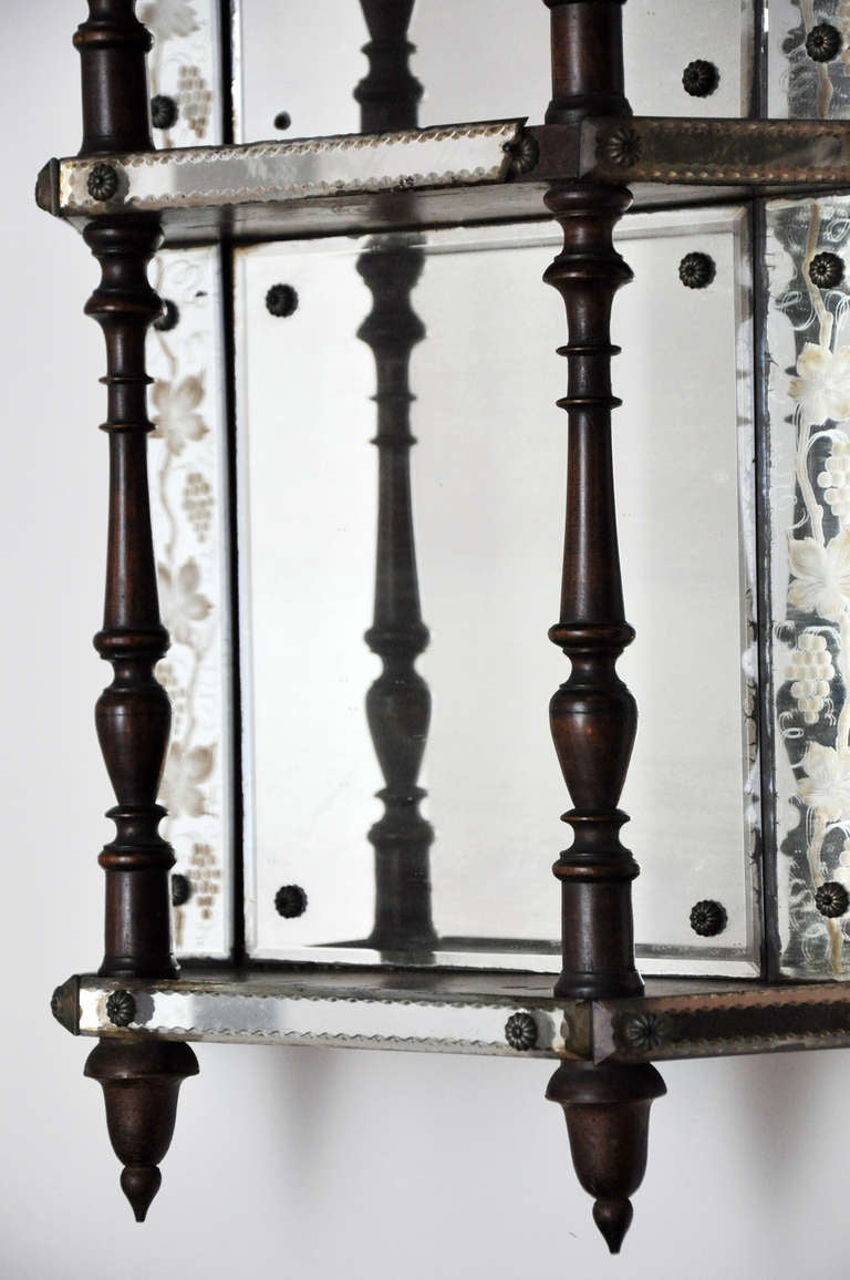 Victorian Glass and Mahogany Hanging Wall Shelf, circa 1900 For Sale 1