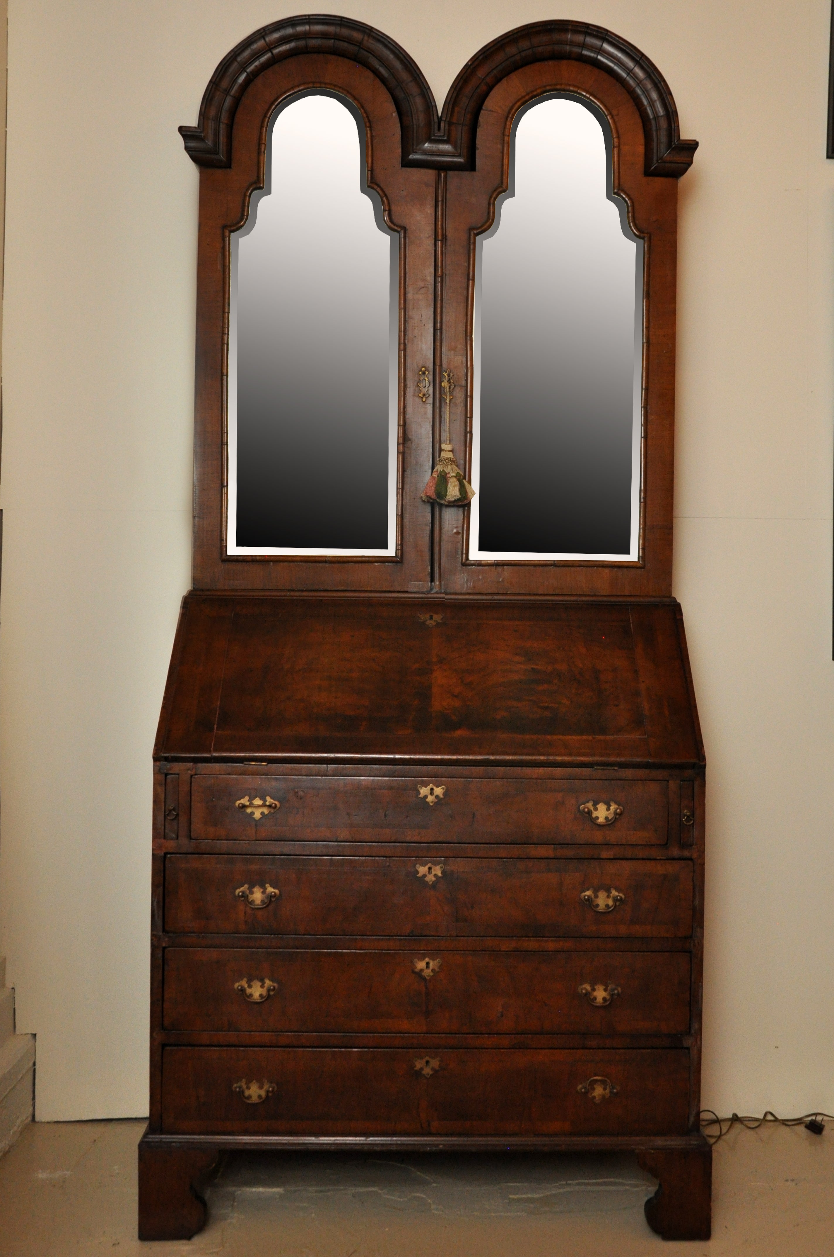 Geroge III Style Mahagony Secretary Bookcase, early 20 century.  For Sale