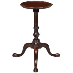 Superb mahogany Chippendale kettle stand