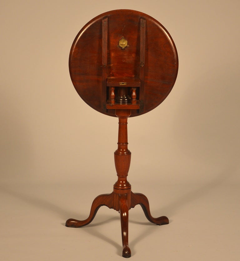 Philadelphia Candlestand In Excellent Condition In Wells, ME