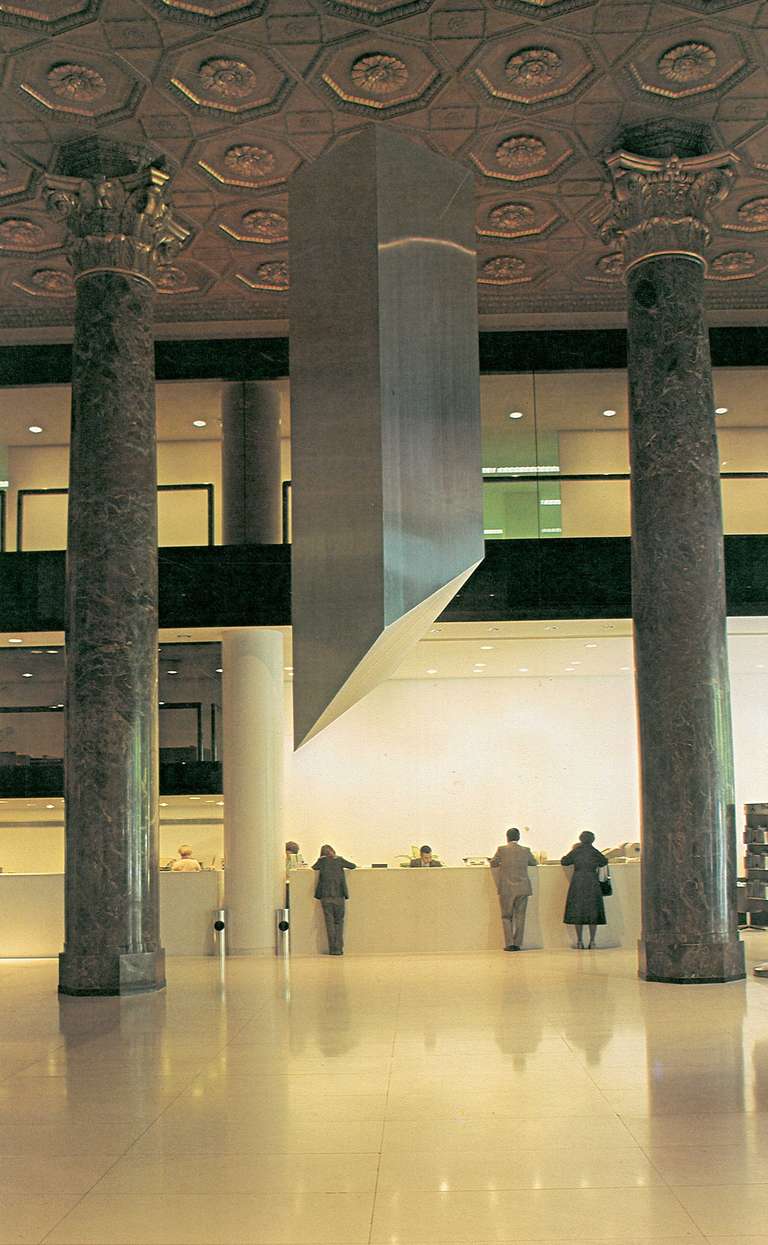 Isamu Noguchi - (book). 5