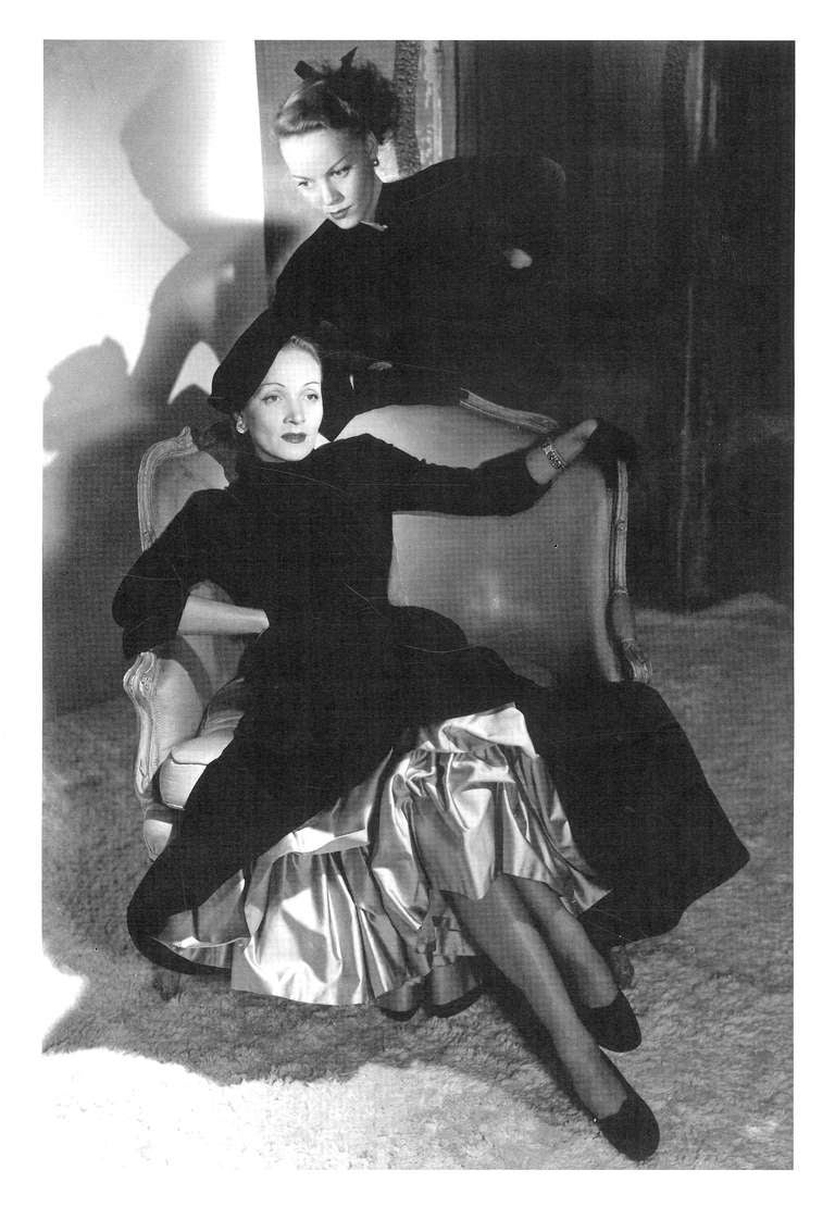 This spectacular volume reveals both the public and private worlds of Christian Dior. In 1947 he launched the 