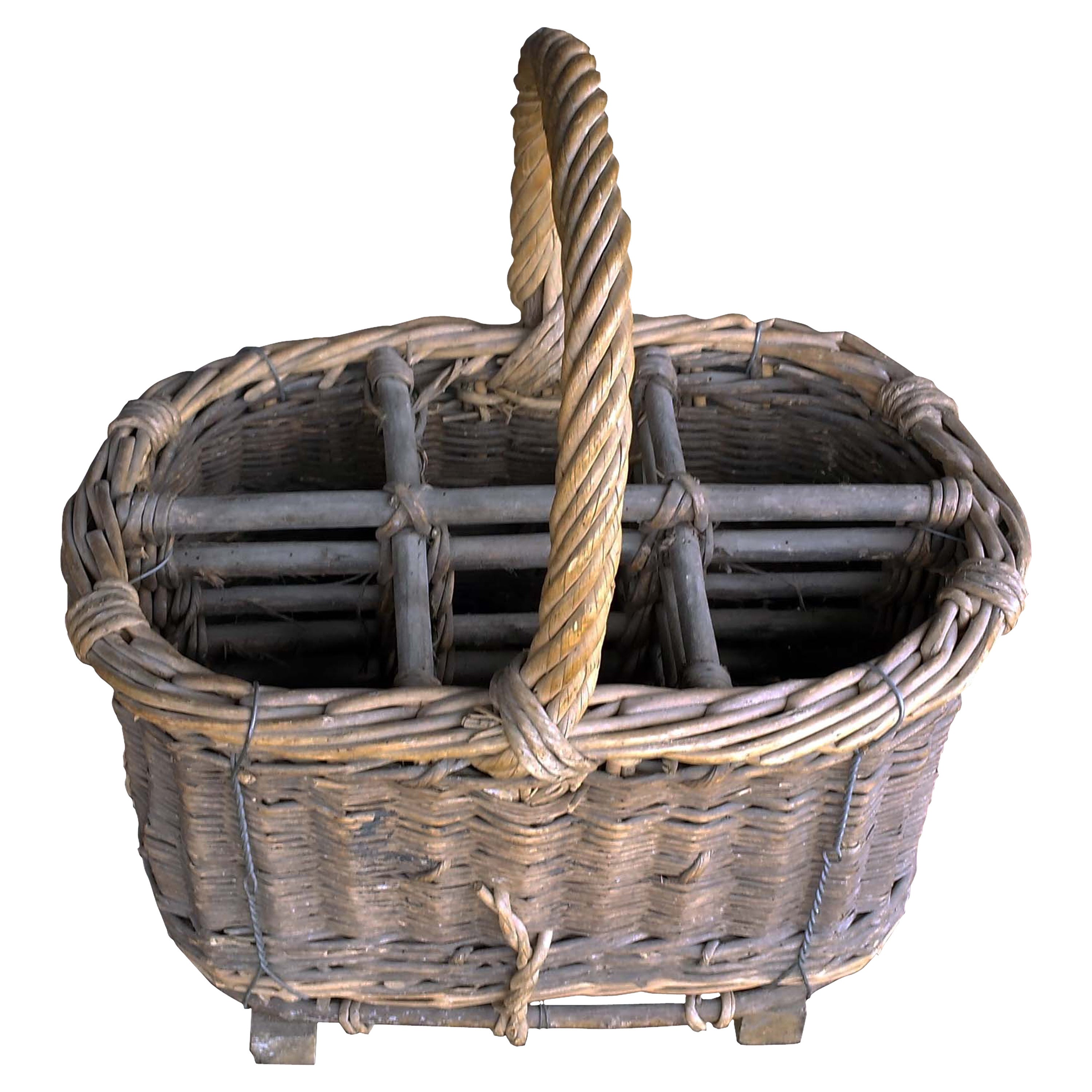 Wine Basket from Burgundy, France For Sale
