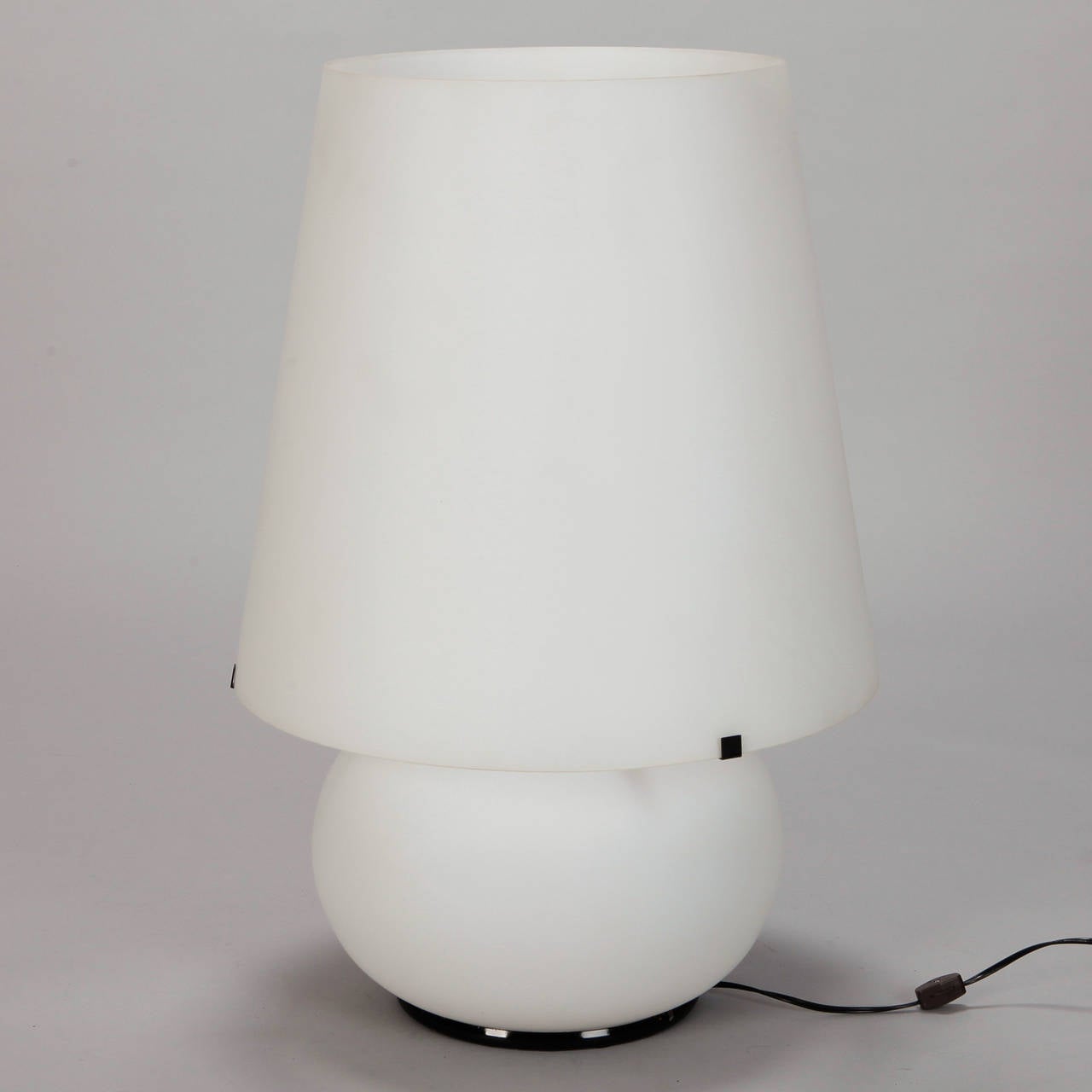 Max Ingrand for Fontana D'Arte Extra Large Glass Table Lamp In Excellent Condition In Troy, MI