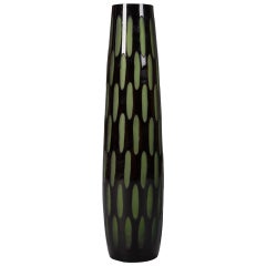 Vase élancé en verre de caisse noir et vert du milieu du siècle dernier
