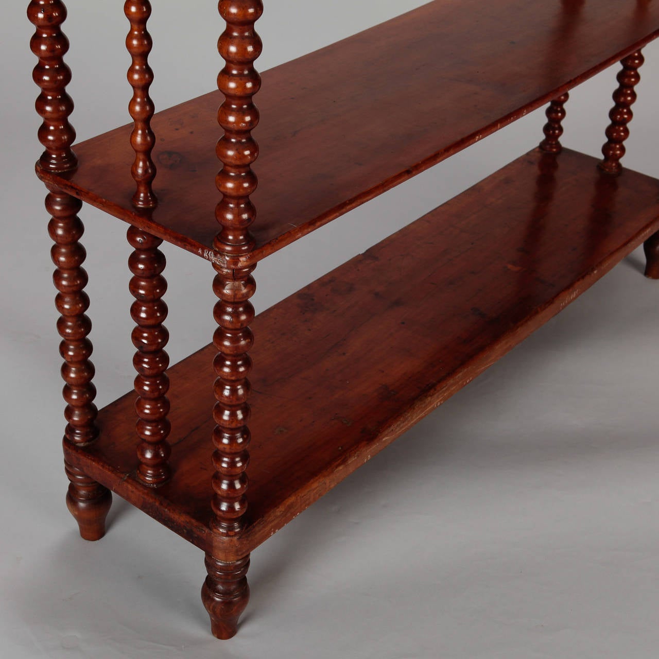 Italian Walnut Etagere With Bobbin Supports In Excellent Condition In Troy, MI