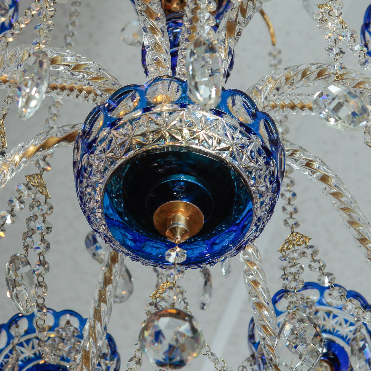 Early 20th Century Dutch Cobalt Blue Cut to Clear Crystal Twelve-Light Chandelier