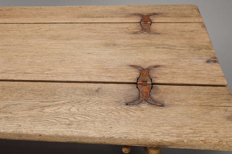 19th Century Bleached Oak Liege Table with Two Drop Leaves 1