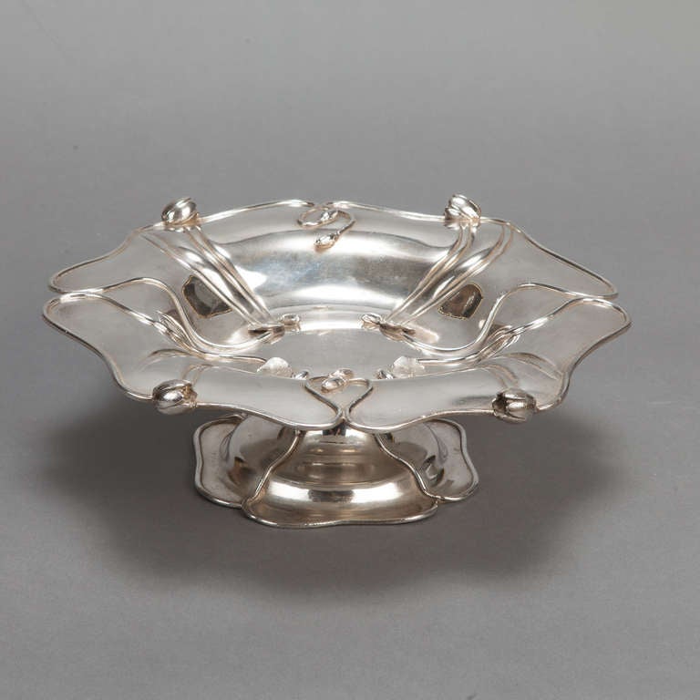 Circa 1930s silver plate footed European Art Nouveau dish has a curvy, flower and petal form.