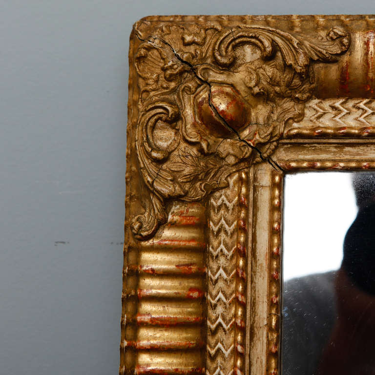 19th Century Louis Philippe Ribbed Giltwood Mirror with Cartouche Corners 1