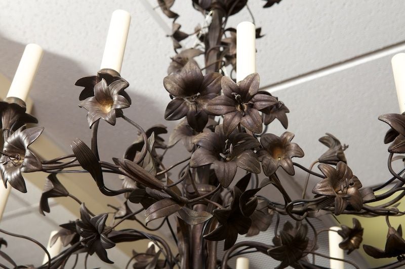 Large French Black Tole Chandelier In Excellent Condition In Troy, MI
