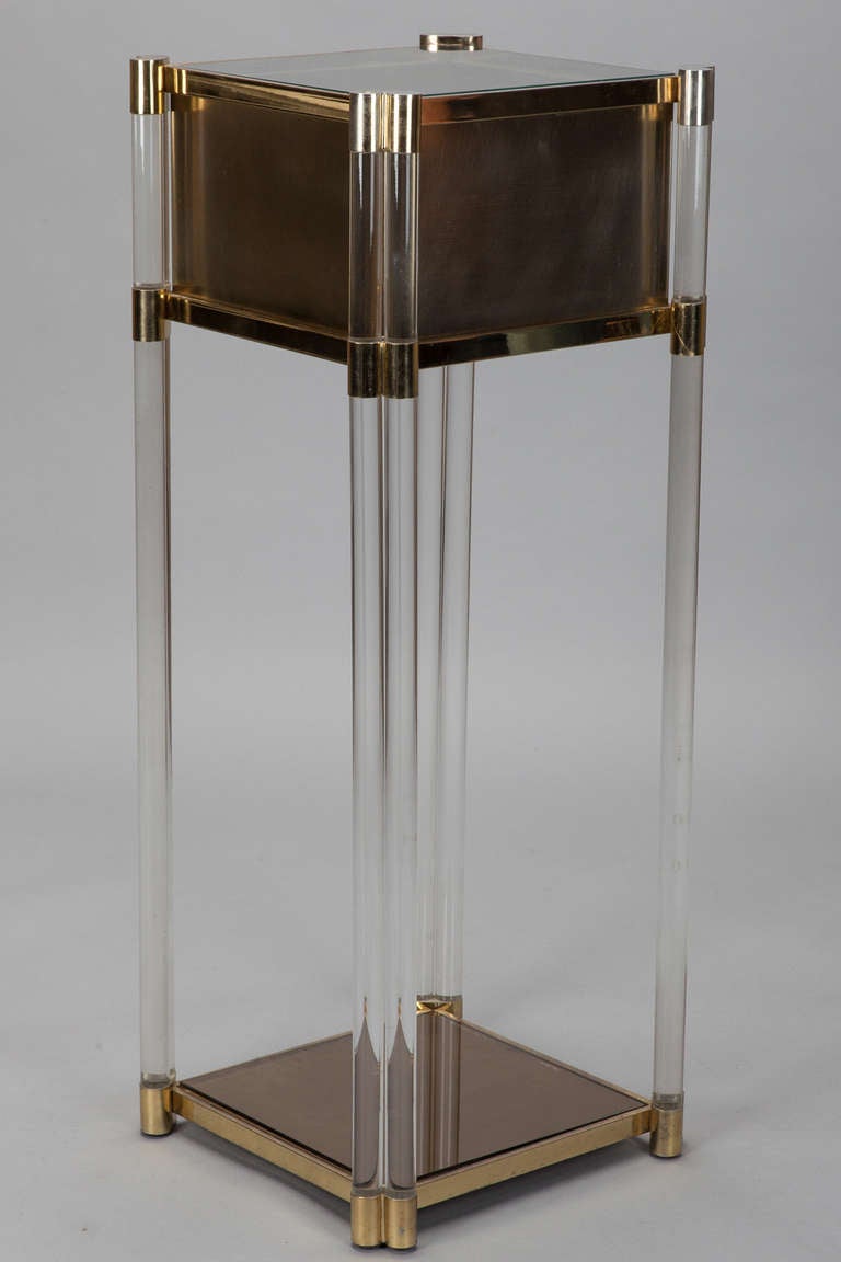 Mid Century Illuminated Lucite and Brass Display or Plant Stand