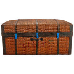 Chinese Willow Traveling Trunk