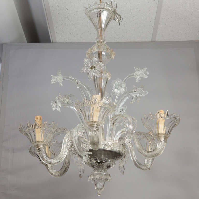 Venetian Glass Chandelier with Clear Leaves Venetian Glass Chandelier with Clear Leaves