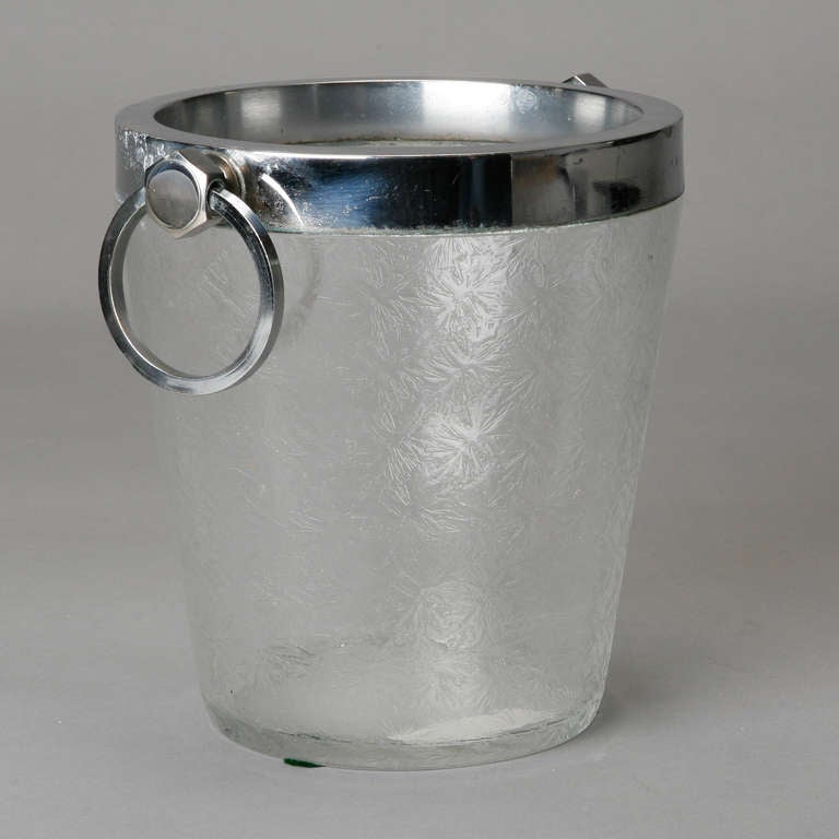 Art Deco Heavy Crystal Ice Bucket with Overall Design In Excellent Condition In Troy, MI