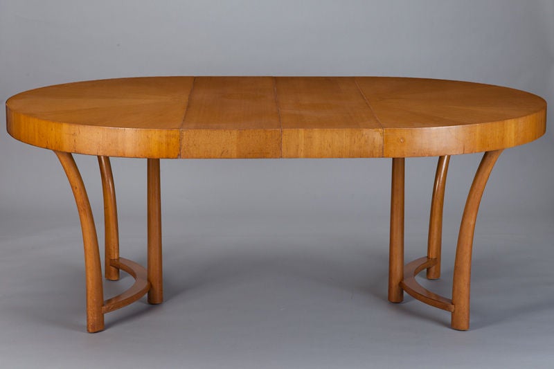 Widdicomb dining room table designed by TH Robsjohn Gibbings dated 1952. Round table is 48