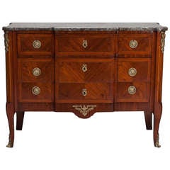 Cassettiera montata in ottone in stile Regence con piano in marmo