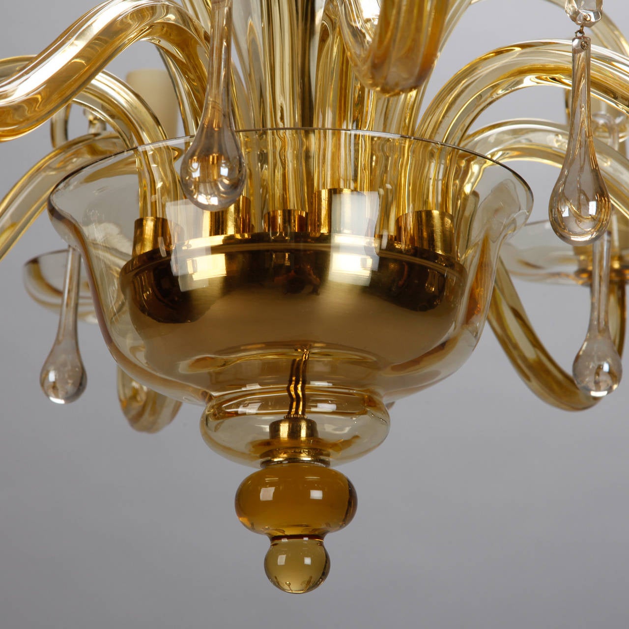 Eight Arm Amber Murano Glass Chandelier With Drops In Excellent Condition In Troy, MI