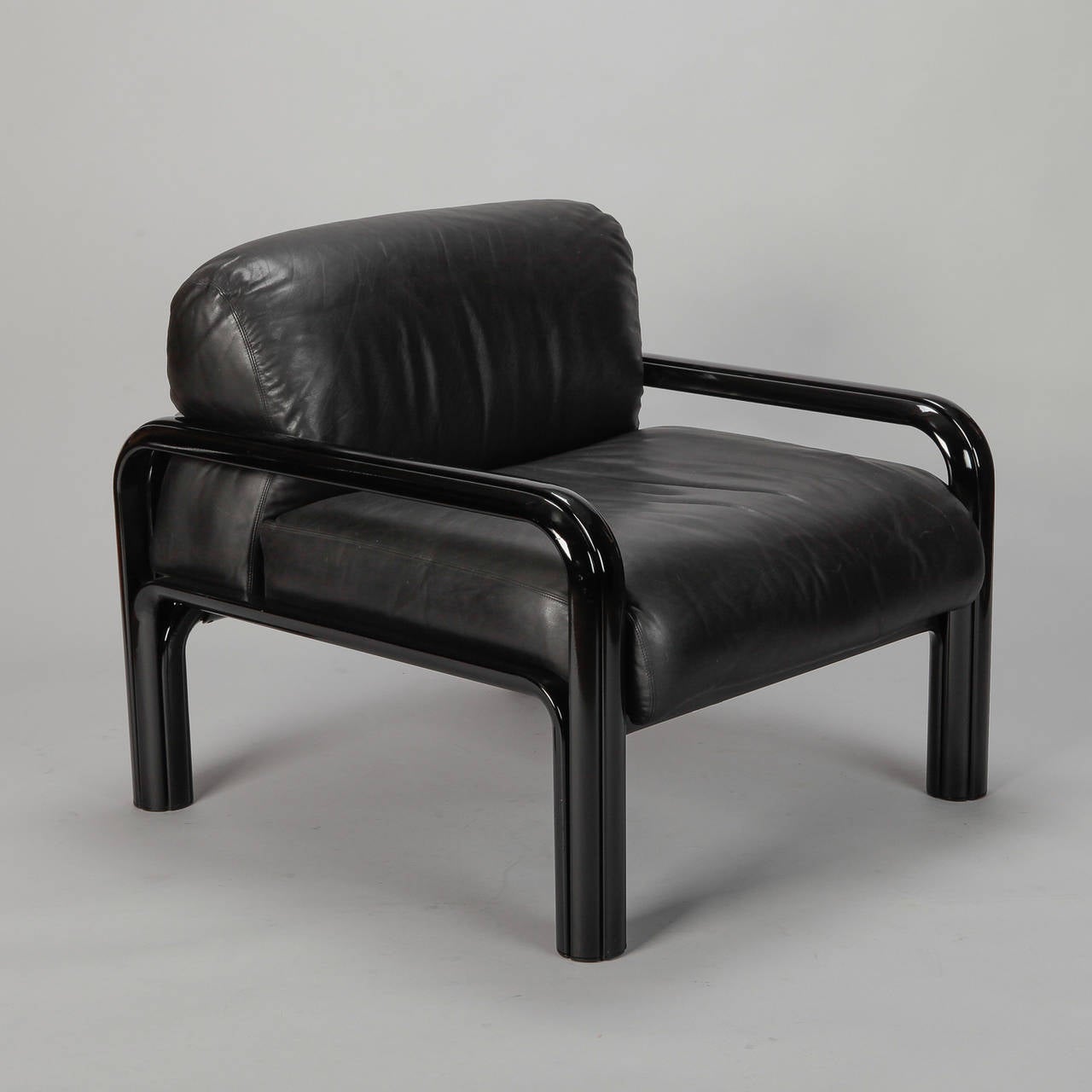 Mid-Century Modern Paire de fauteuils en cuir noir Gae Aulenti pour Knoll International
