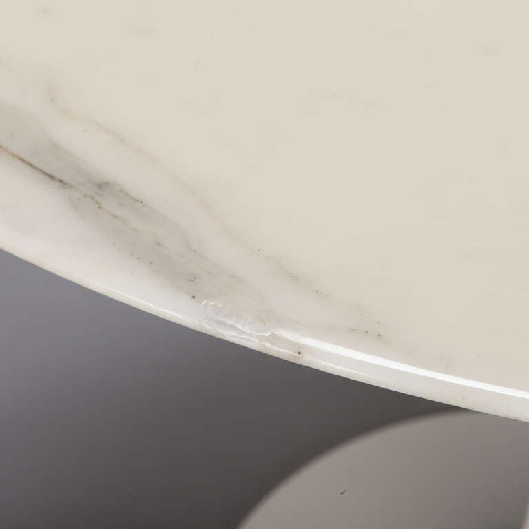 Knoll Round Marble Top Pedestal Table 1