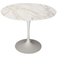 Knoll Round Marble Top Pedestal Table
