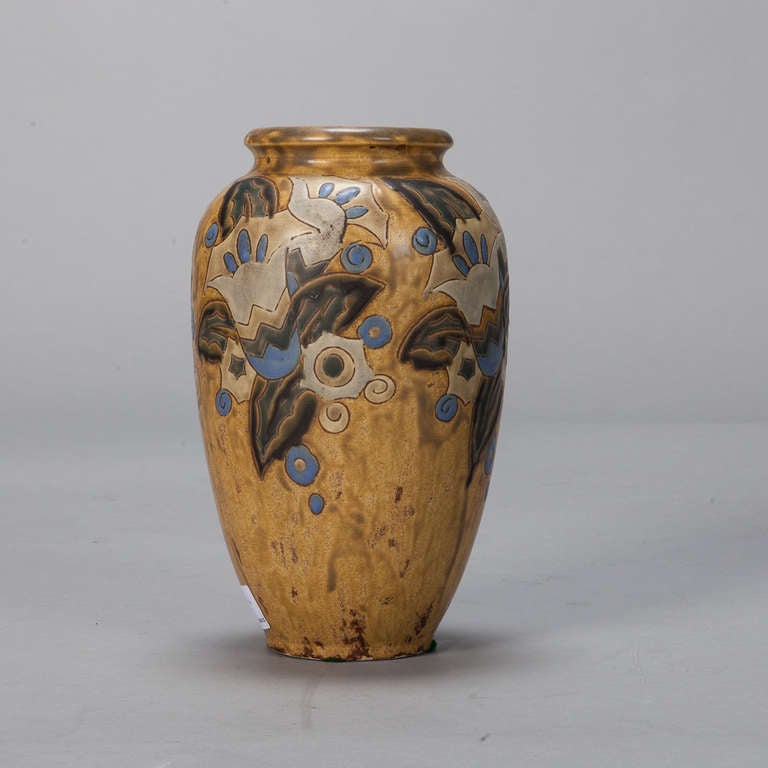 mustard vase