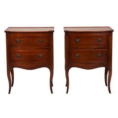 Antique Pair of English Edwardian Mahogany Bedside Cabinets