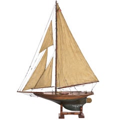 19th Century English Pond Boat With Beige Sails