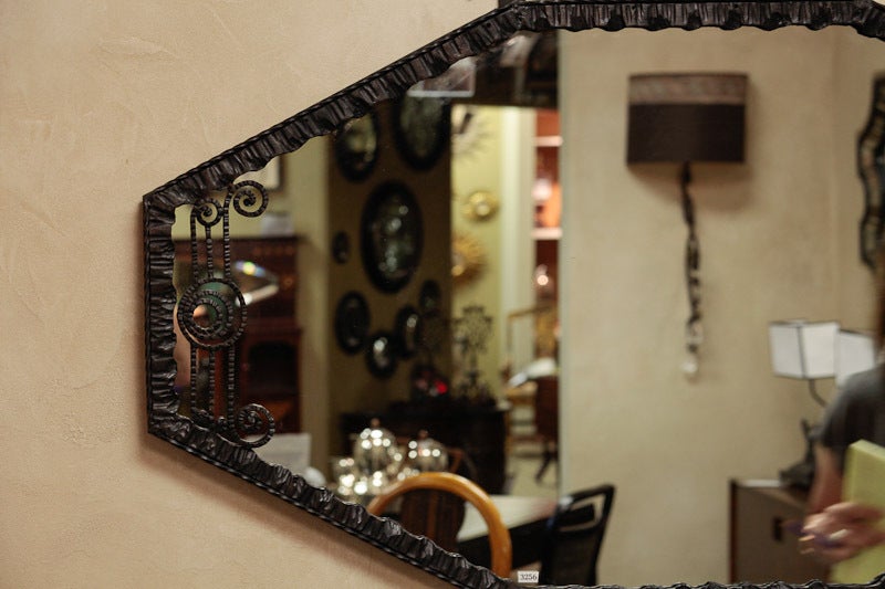 Horizontal Octagonal Fer Forge Mirror