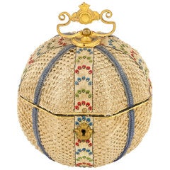 Locking Embroidered Oval Box