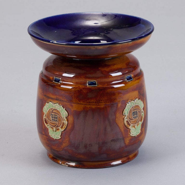 English Royal Doulton Lambeth Jar