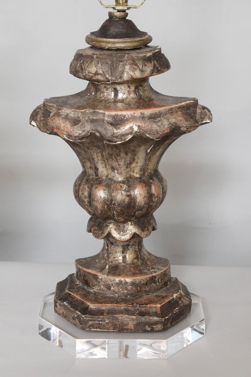 Italian Pair of 18th Century Urn Fragment Lamps For Sale