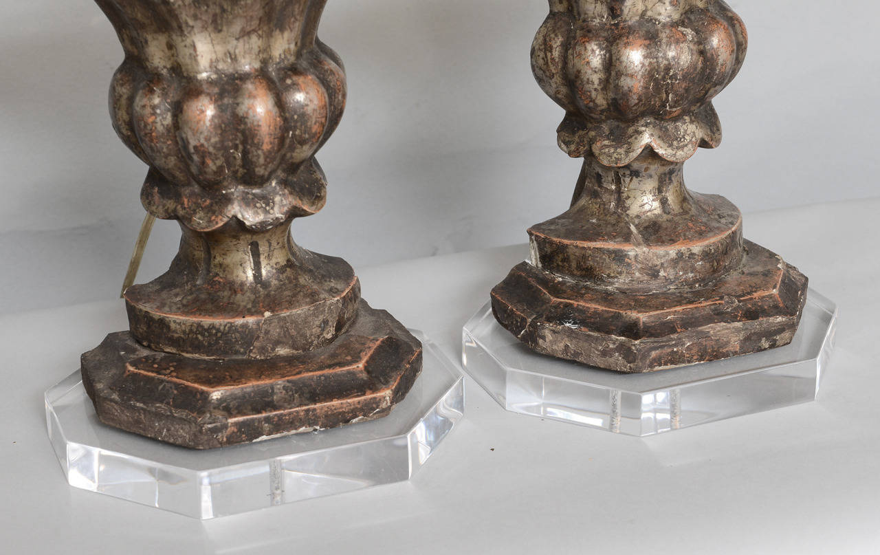 Pair of 18th Century Urn Fragment Lamps For Sale 3