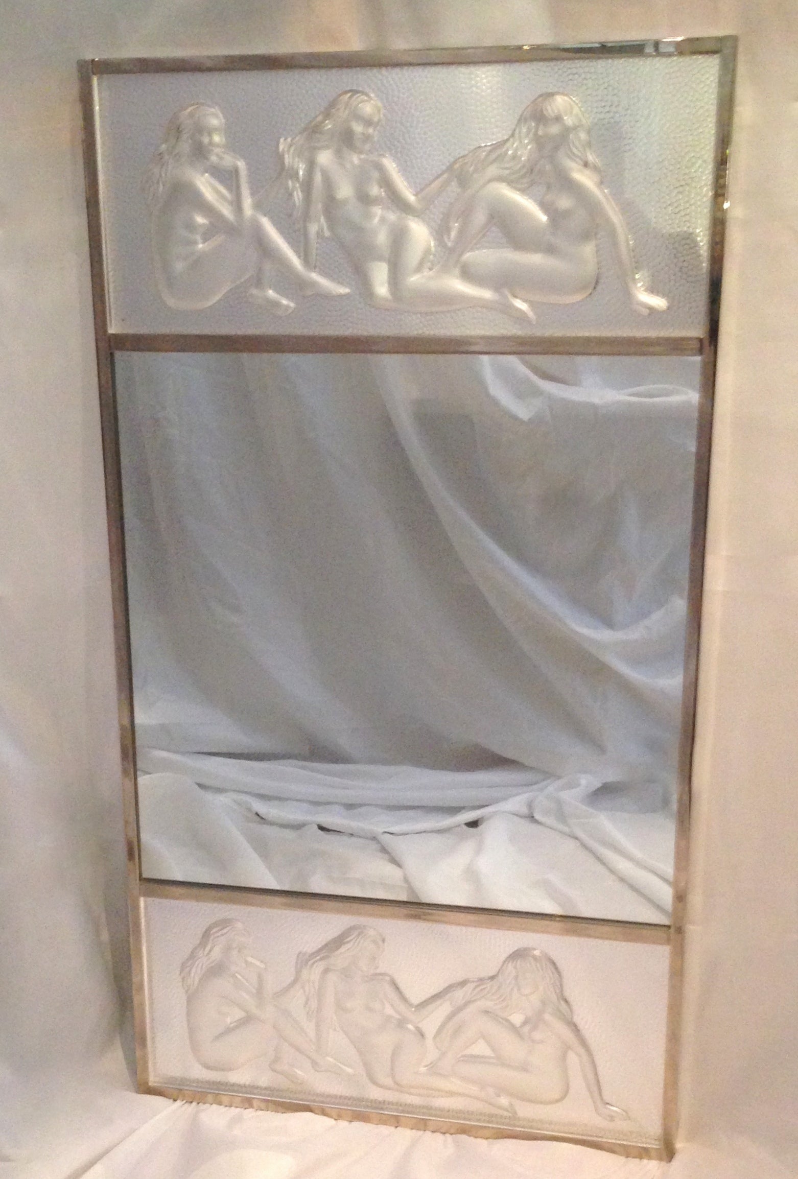 Lalique, "Les Causeuses, " Central Mirror