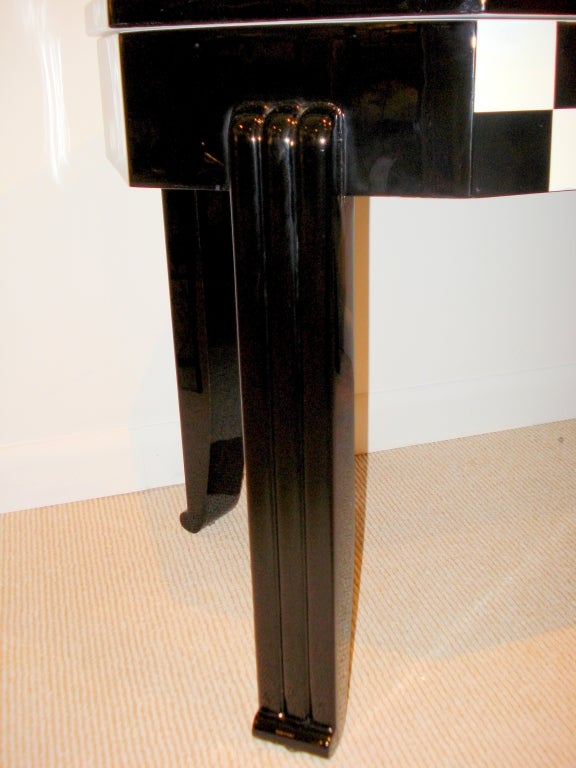 20th Century Sublime French Art Deco Table