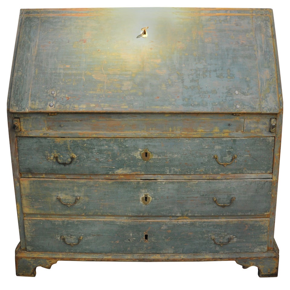 A Swedish early 19th Century writing desk