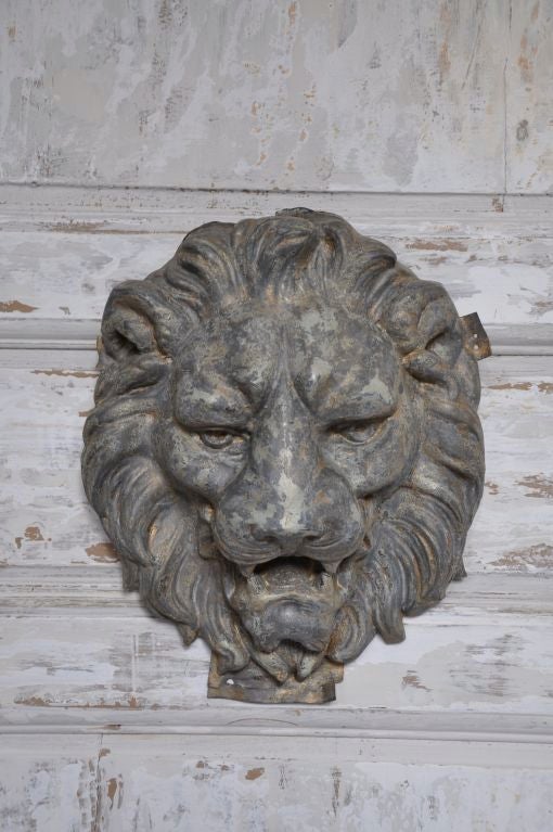 French Zinc Lion's Head In Good Condition In London, GB