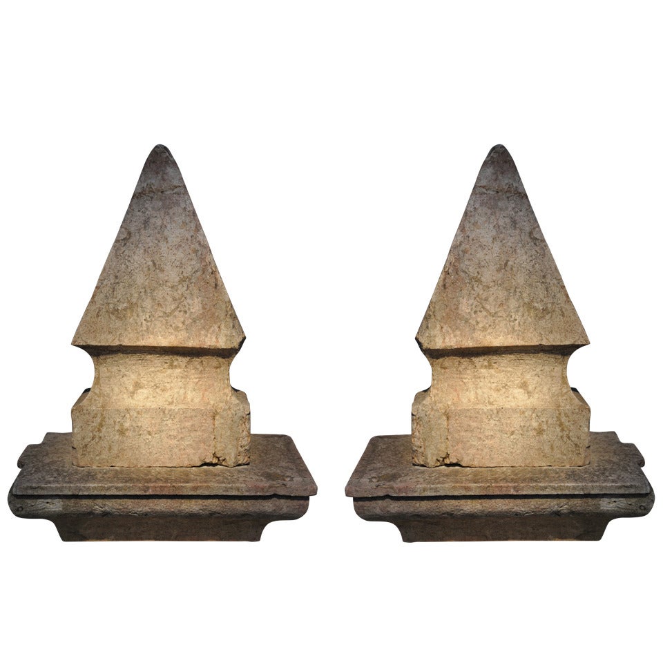 Pair of Italian 18th Century Marble Obelisks For Sale