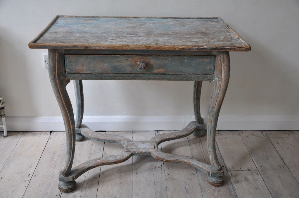 An Italian 18c Wooden Console In Good Condition In London, GB
