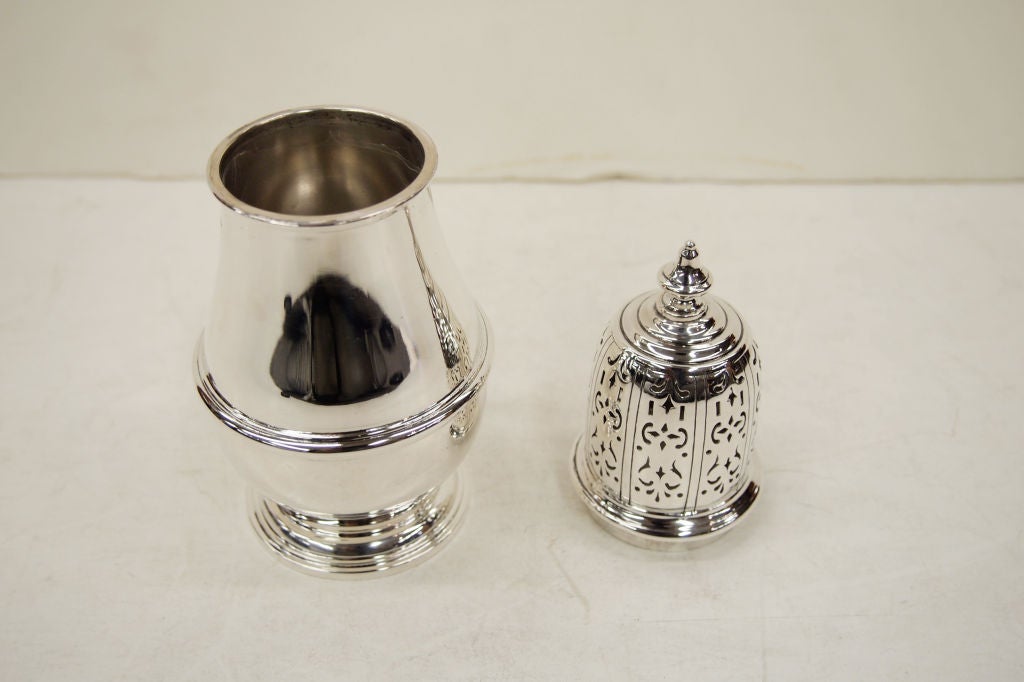 Sterling Silver Muffineer/Sugar Shaker from England 1